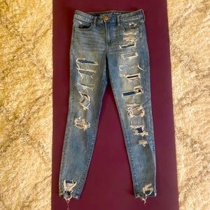 American Eagle Next Level Stretch Skinny Ripped Jeans Size 10 Long